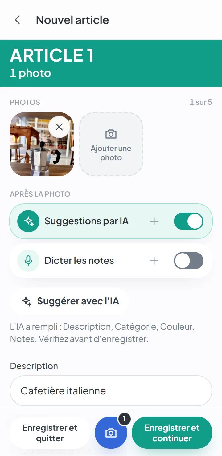Le même écran, avec le message qui indique les champs remplis par l’IA, et la description de l’article déjà écrite.